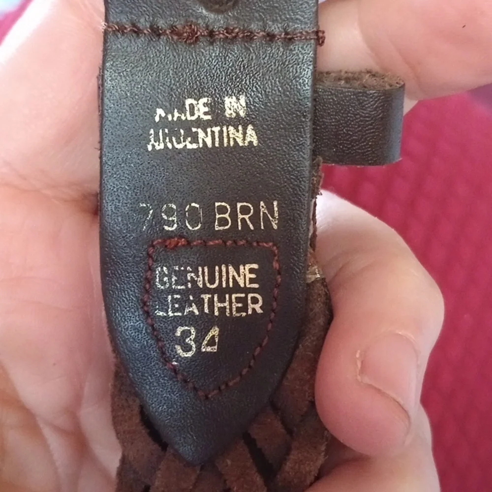 Brown leather belt 34